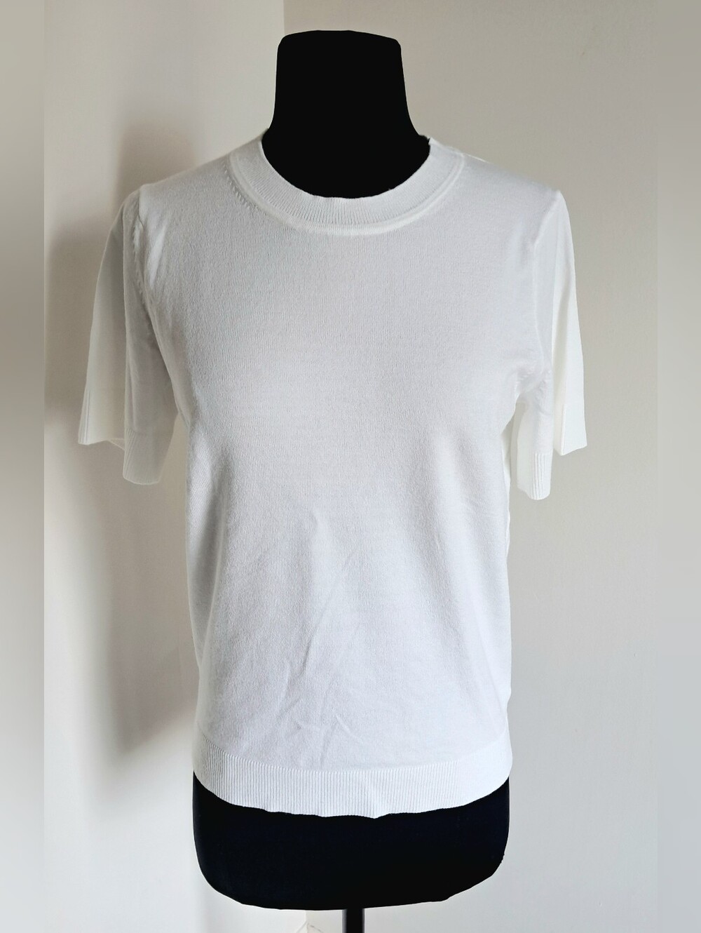 Free Assembly Women's Cozy Yarn Shrunken Pullover Cream Sweater Tee NWT